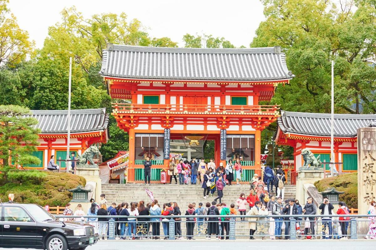 เดอะ เซเลคตัน โฮริกาวะ ซันโจะ โรงแรม 3*